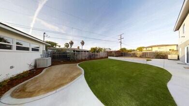 5608 Dorothy Way in San Diego, CA - Building Photo - Building Photo