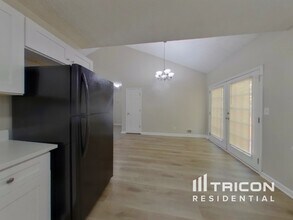 80 River N Ct in Covington, GA - Building Photo - Building Photo