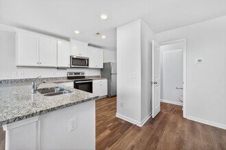 4007 Meredith Woods Ln in Winston-Salem, NC - Building Photo - Building Photo