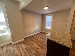 4608 York Rd, Unit 2 in Baltimore, MD - Building Photo - Building Photo