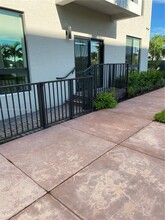 8301 NW 41st St in Doral, FL - Building Photo - Building Photo