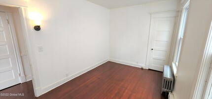 438 N Brandywine Ave in Schenectady, NY - Building Photo - Building Photo