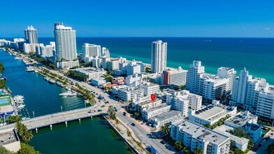 4015 Indian Creek Dr in Miami Beach, FL - Building Photo - Building Photo