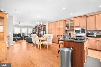 568 Marina Landing Ln in Woodbridge, VA - Building Photo - Building Photo