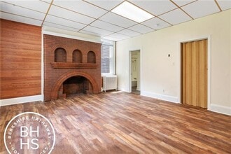 727 W Beaver St in Zelienople, PA - Building Photo - Building Photo