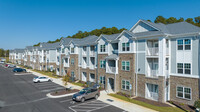 Hudson Carolina Colours in New Bern, NC - Foto de edificio - Building Photo