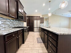 9515 Laurel Ridge Ln in Shafter, CA - Building Photo - Building Photo