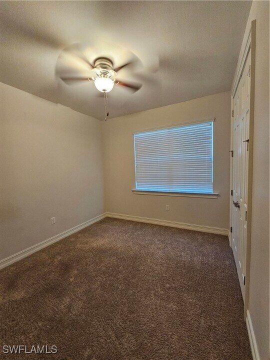 3141 Amadora Cir in Cape Coral, FL - Building Photo