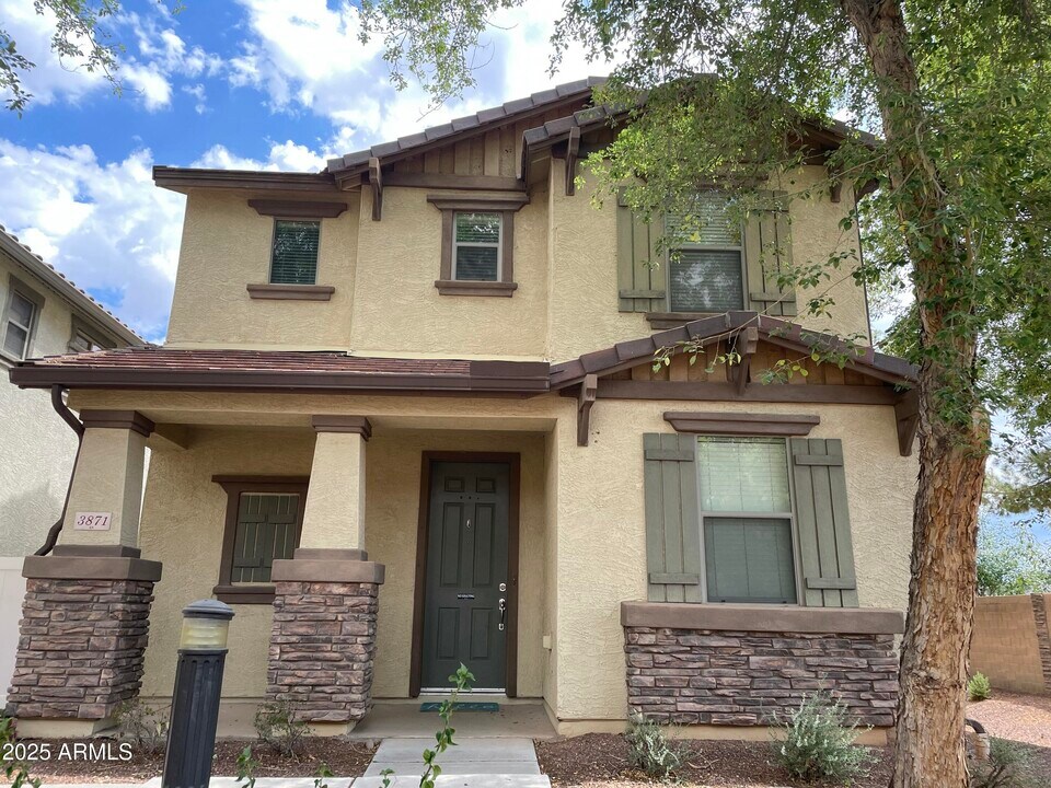 3871 E Jasper Dr in Gilbert, AZ - Building Photo