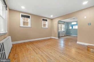 15 Elm Ave in Rockledge, PA - Building Photo - Building Photo
