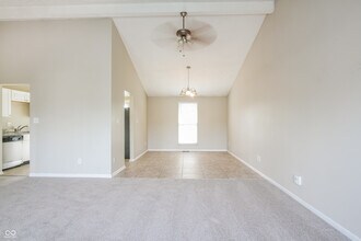 5678 Colonist Cir in Indianapolis, IN - Building Photo - Building Photo