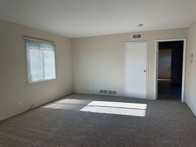 1535-1537 Saratoga Ave in San Jose, CA - Building Photo - Building Photo