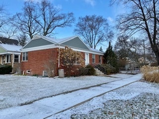 property at 2001 Noyes St
