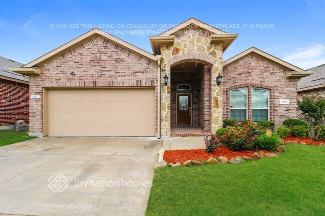 property at 3232 Tamarack Ln