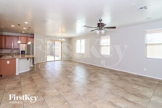 5027 W St Catherine Ave in Phoenix, AZ - Building Photo - Building Photo