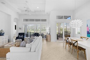 7785 Ashton Rd in Naples, FL - Building Photo