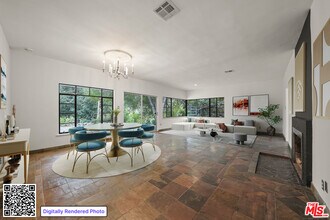 1581 Clear View Dr in Los Angeles, CA - Building Photo - Building Photo