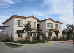 Shasta Villas in Chowchilla, CA - Building Photo - Building Photo