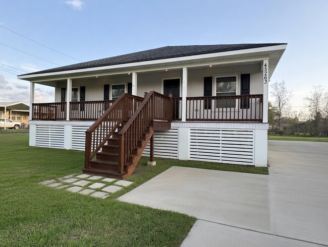 property at 45263 Stringer Bridge Rd