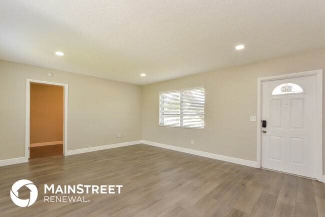 983 N Waycross Cir in Deltona, FL - Foto de edificio - Building Photo