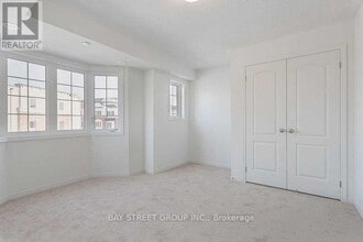 2378 Chevron Prince Path in Oshawa, ON - Building Photo - Building Photo