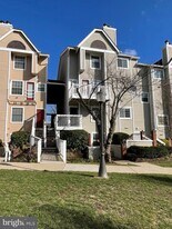 5804 Inman Park Cir in North Bethesda, MD - Building Photo