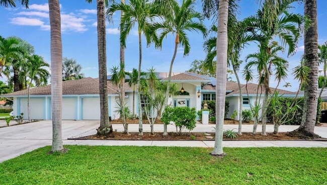 property at 1212 Mulberry Pl