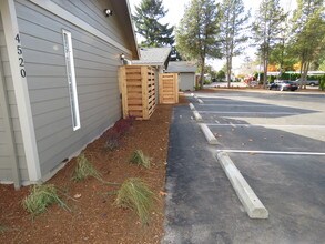 4500 SE Frewing Rd in Hillsboro, OR - Building Photo - Building Photo