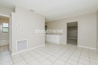3019 Sam Hicks Rd in Plant City, FL - Building Photo - Building Photo