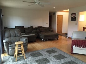 2319 Abbey Ln in Iowa City, IA - Building Photo