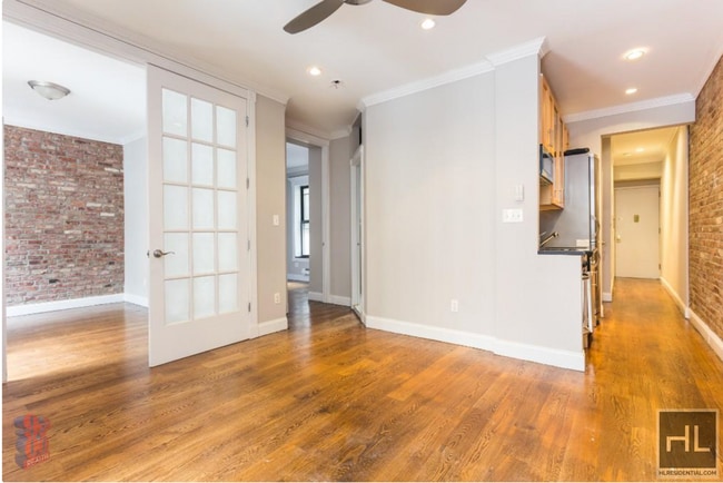 East 18th Street, Unit 4C in New York, NY - Foto de edificio - Building Photo