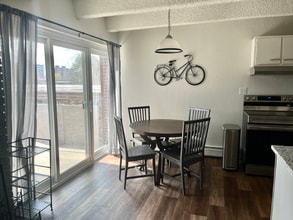 2401 S Gaylord St in Denver, CO - Building Photo - Building Photo