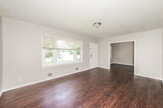 58 Rustic Rd in Stockbridge, GA - Building Photo - Building Photo