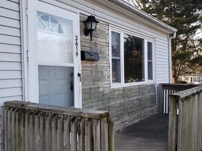 3619 NE 54th Terrace in Kansas City, MO - Building Photo - Building Photo