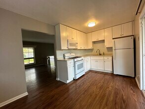 315 E Rose St in Glenwood, IL - Building Photo - Building Photo