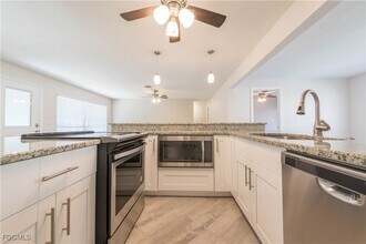 1411 San Juan Ave in Ft. Myers, FL - Building Photo - Building Photo