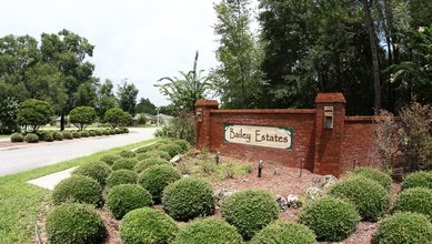 Bailey Estates in Gainesville, FL - Building Photo - Building Photo