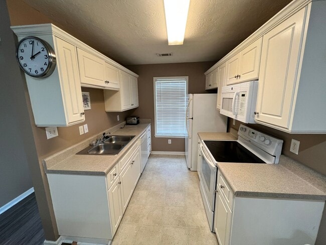 129 Bennington Ln in Aiken, SC - Building Photo - Building Photo