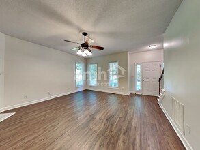 1900 Spanish Bay Ct in Raleigh, NC - Foto de edificio - Building Photo