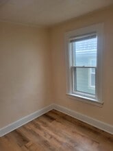 1946 N 39th St in Milwaukee, WI - Building Photo - Building Photo