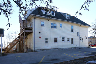 1065 21st St in Des Moines, IA - Building Photo - Building Photo