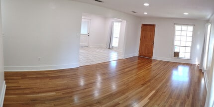 730 Lambert St in Mandeville, LA - Building Photo - Building Photo