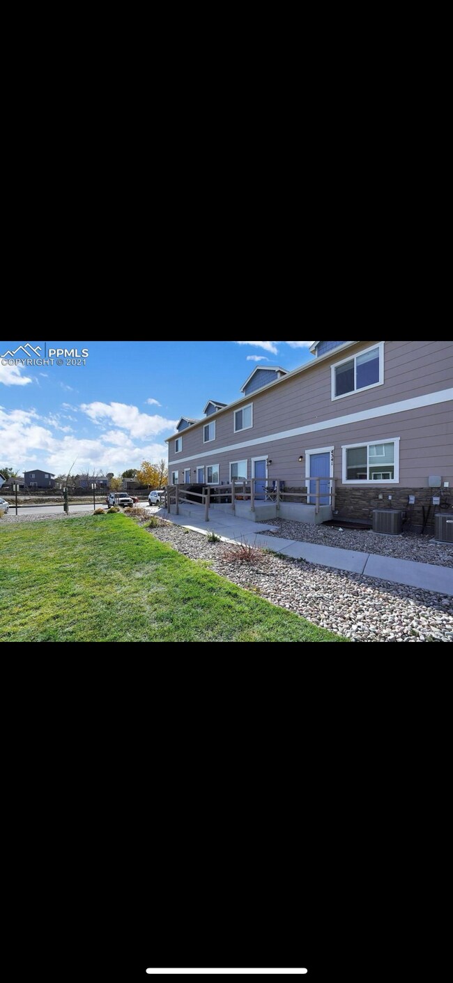 4341 River Line Grv in Colorado Springs, CO - Building Photo - Building Photo