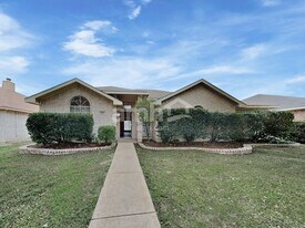 432 Round Rock Rd in Cedar Hill, TX - Building Photo