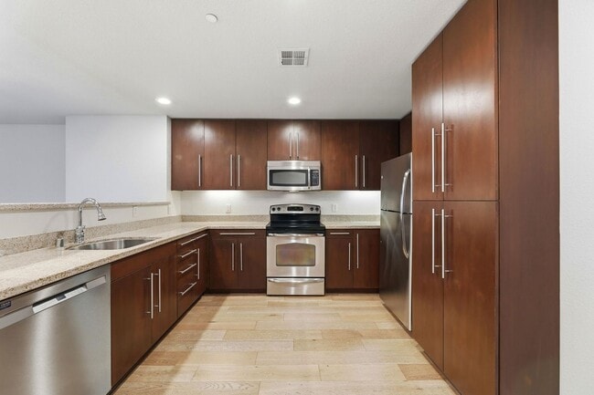 1375 Lick Ave in San Jose, CA - Building Photo - Building Photo