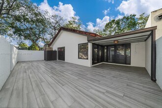 13401 SW 113th Ter in Miami, FL - Building Photo - Building Photo