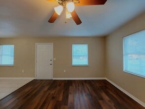 1720 Merrick Rd in Lakeland, FL - Building Photo - Building Photo