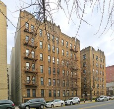 135 Avenue P in Brooklyn, NY - Foto de edificio - Building Photo