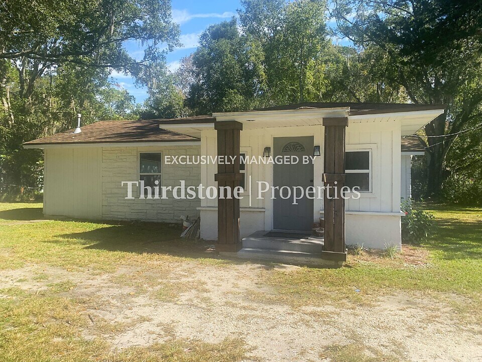 7637 Hammond Blvd in Jacksonville, FL - Building Photo