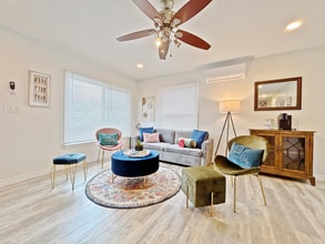 5288 Santa Margarita St in San Diego, CA - Building Photo - Building Photo